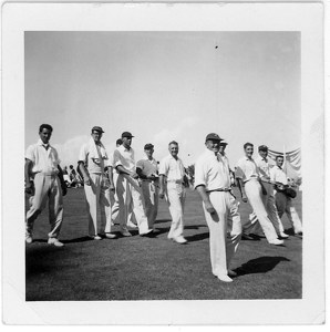 TeamLeavingField_poss1955Ont.jpg